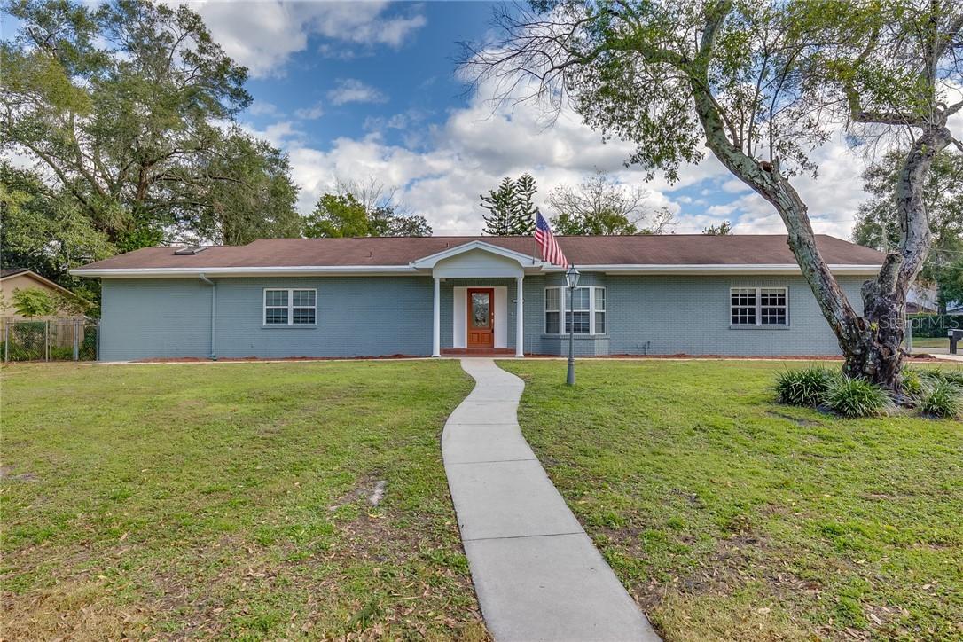 11009 Saginaw Dr., Temple Terrace, FL 33617