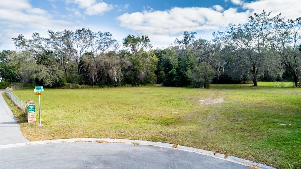 Glenmoor Ln, Winter Park, FL 32792