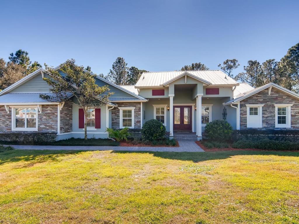 416 Long And Winding Rd., Groveland, FL 34737