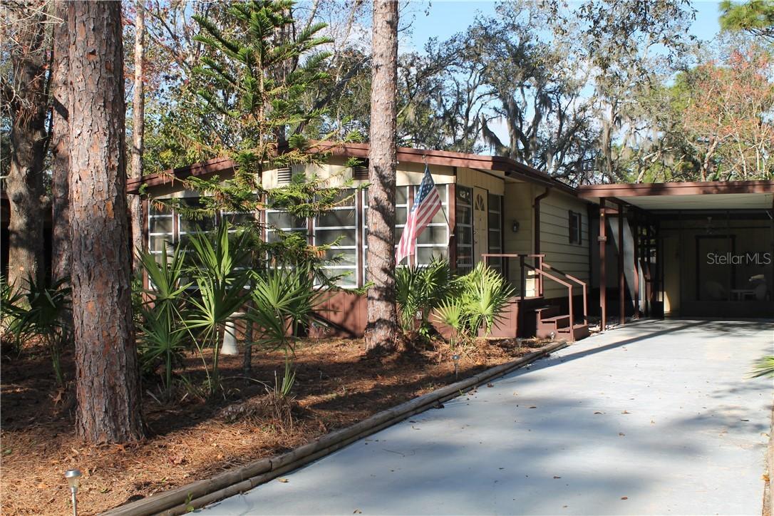 518 W Plantation Blvd., Lake Mary, FL 32746