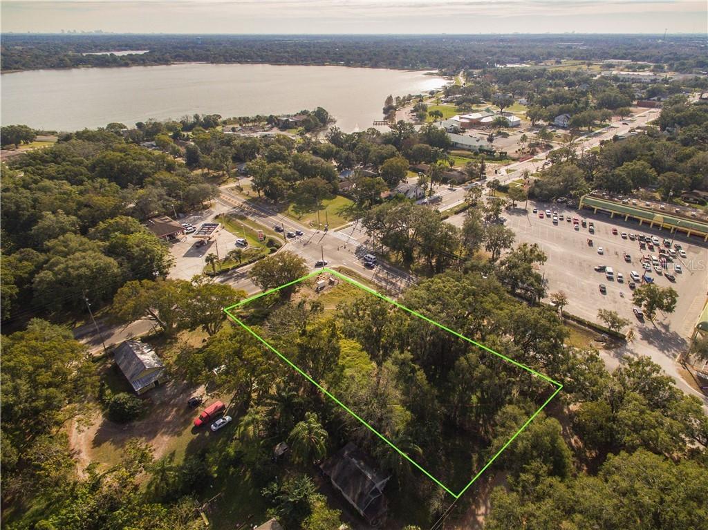 300 N Bluford Ave., Ocoee, FL 34761