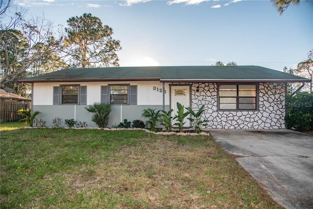 3128 Queen Palm Dr., Edgewater, FL 32132