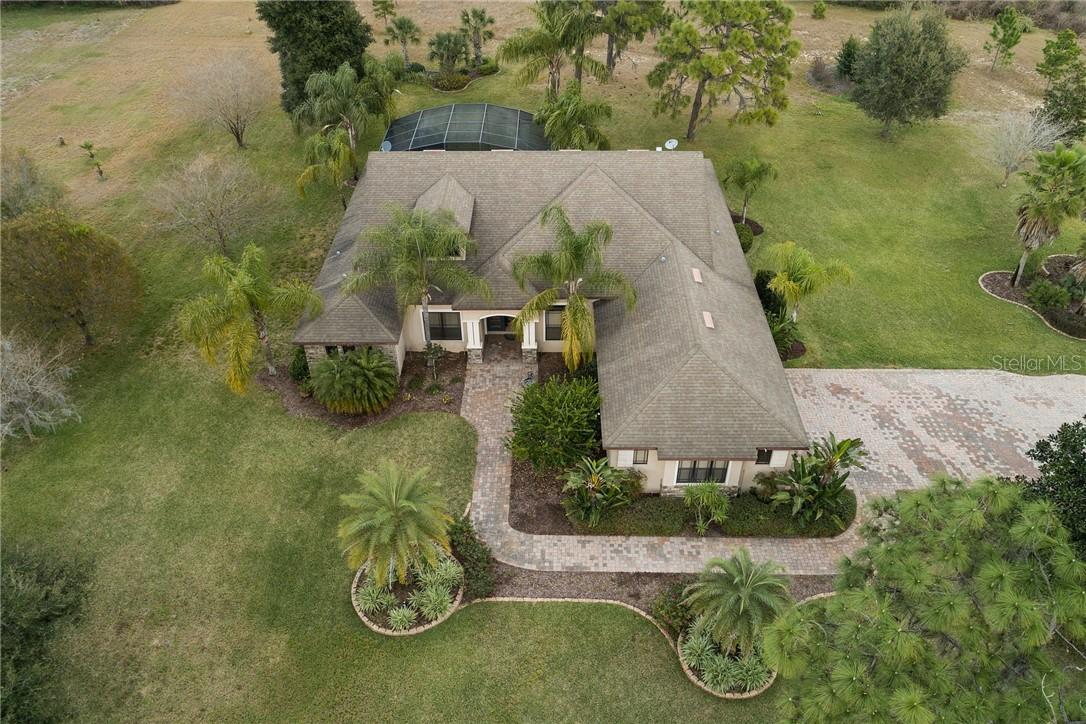 27226 Grand Oak Ln., Tavares, FL 32778