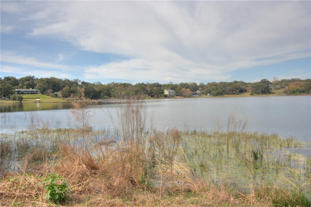 Country Club Dr., Eustis, FL 32726