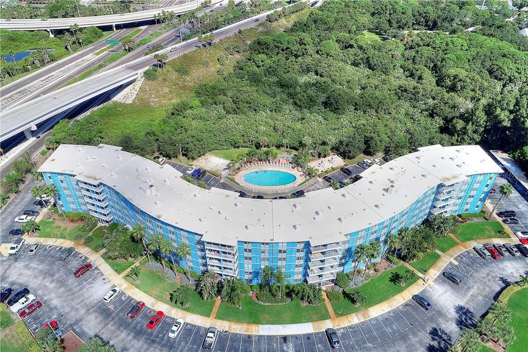 3315 58th Ave. #110, St Petersburg, FL 33712