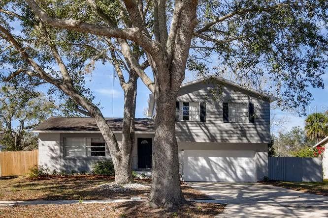 1190 Village Forest Pl., Winter Park, FL 32792