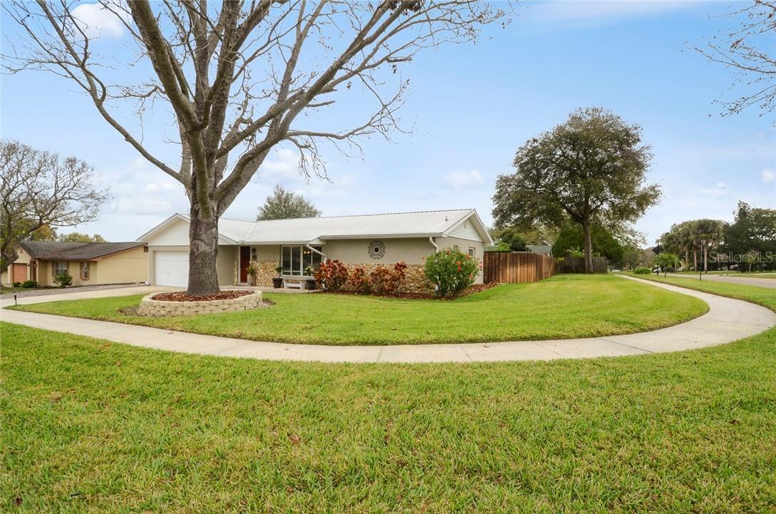 623 Hattaway Dr., Altamonte Springs, FL 32701