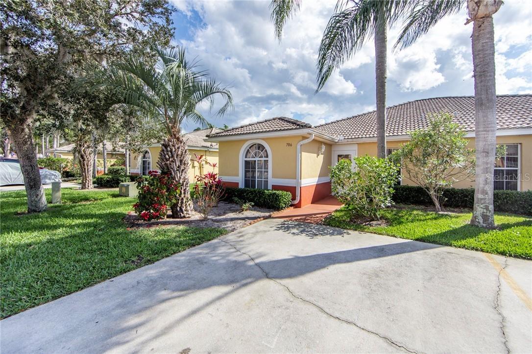 706 Lake Marion Golf Resort Dr., Poinciana, FL 34759