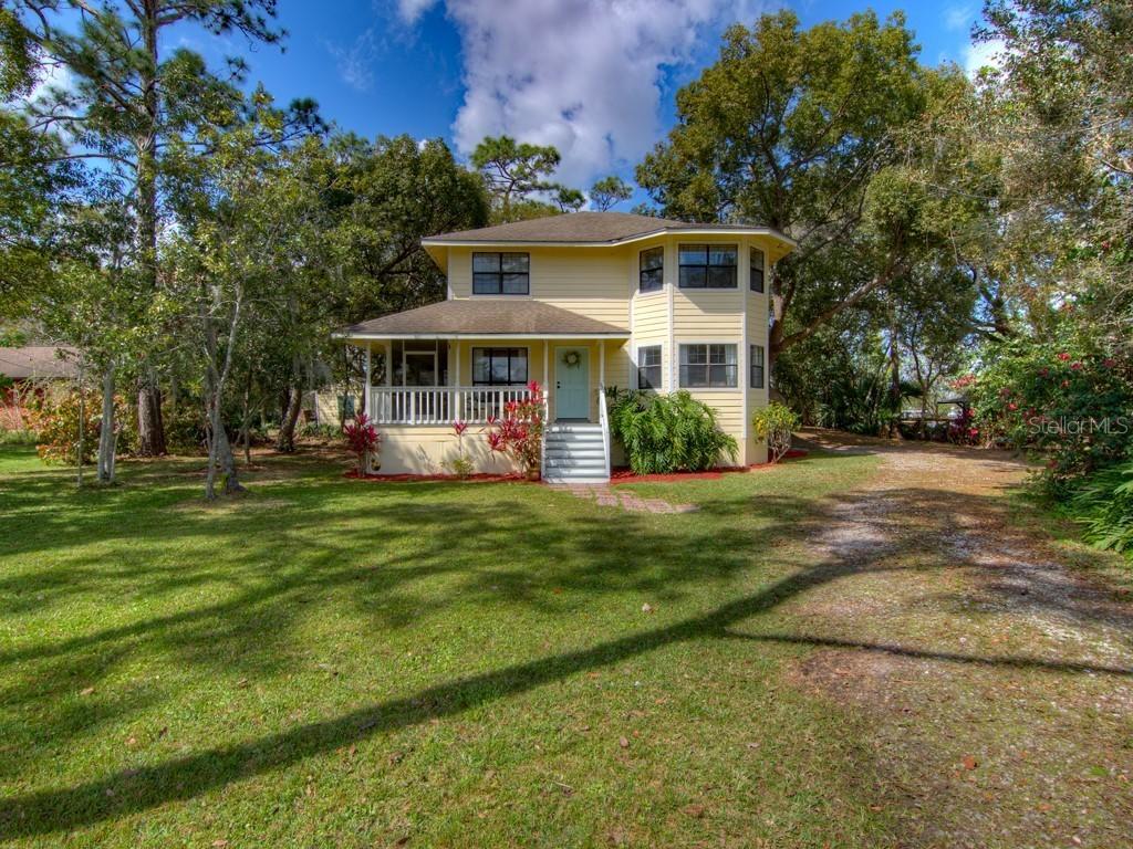 924 Emerald Dr., Chuluota, FL 32766