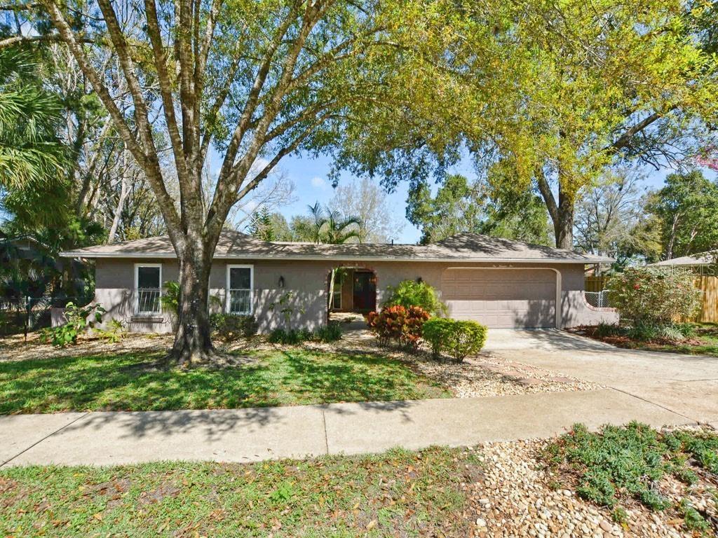 105 Hickory Tree Rd., Longwood, FL 32750