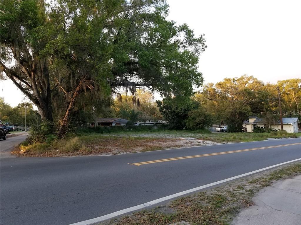 54 Rewis St., Ocoee, FL 34761