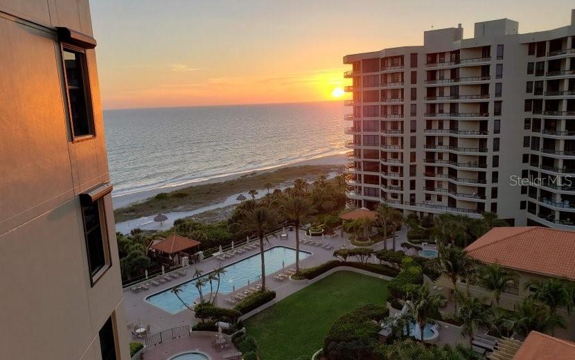 1241 Gulf Of Mexico Dr. #906, Longboat Key, FL 34228