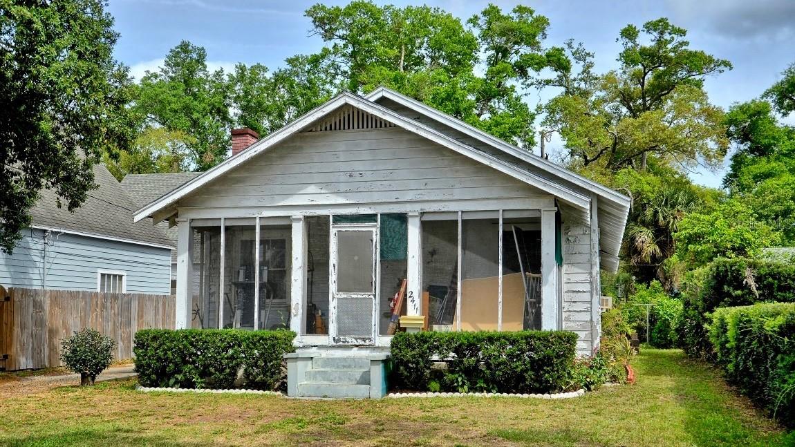 2411 Musselwhite Ave., Orlando, FL 32804