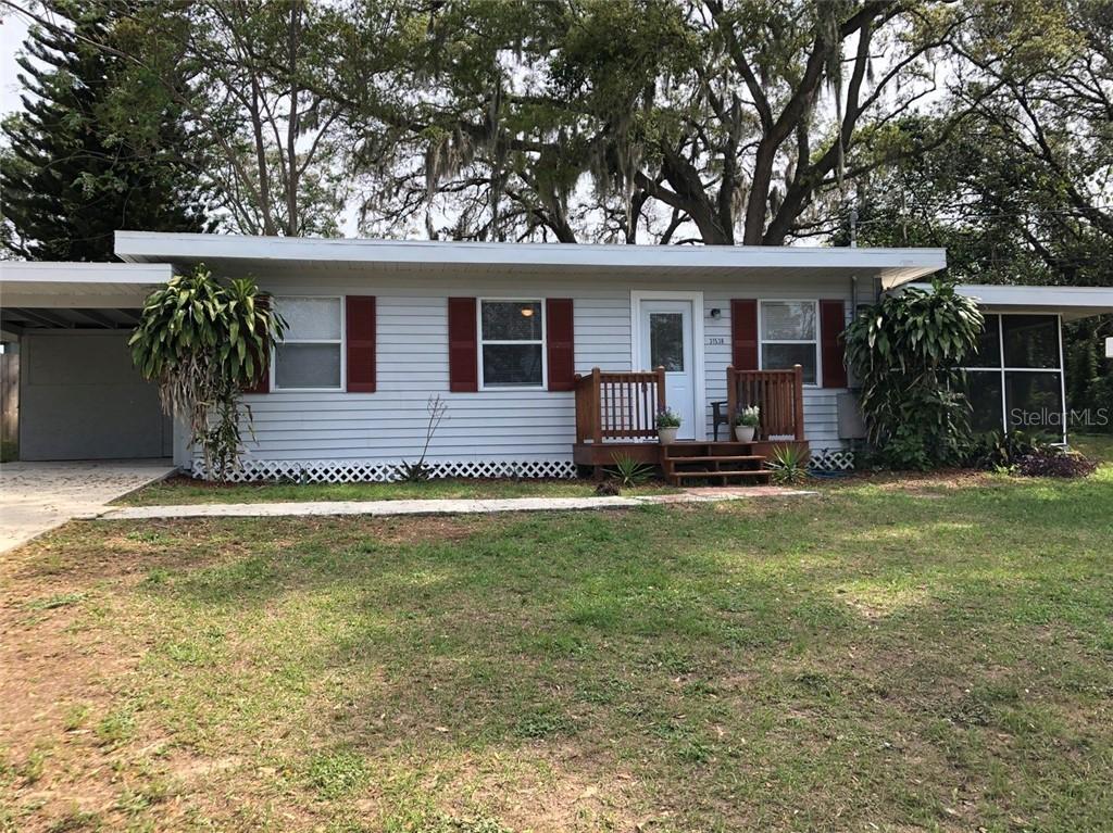 31538 Anderson Dr., Tavares, FL 32778