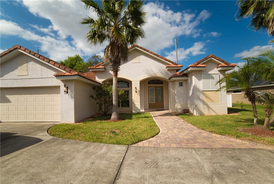 320 Radisson Pl., Oviedo, FL 32765