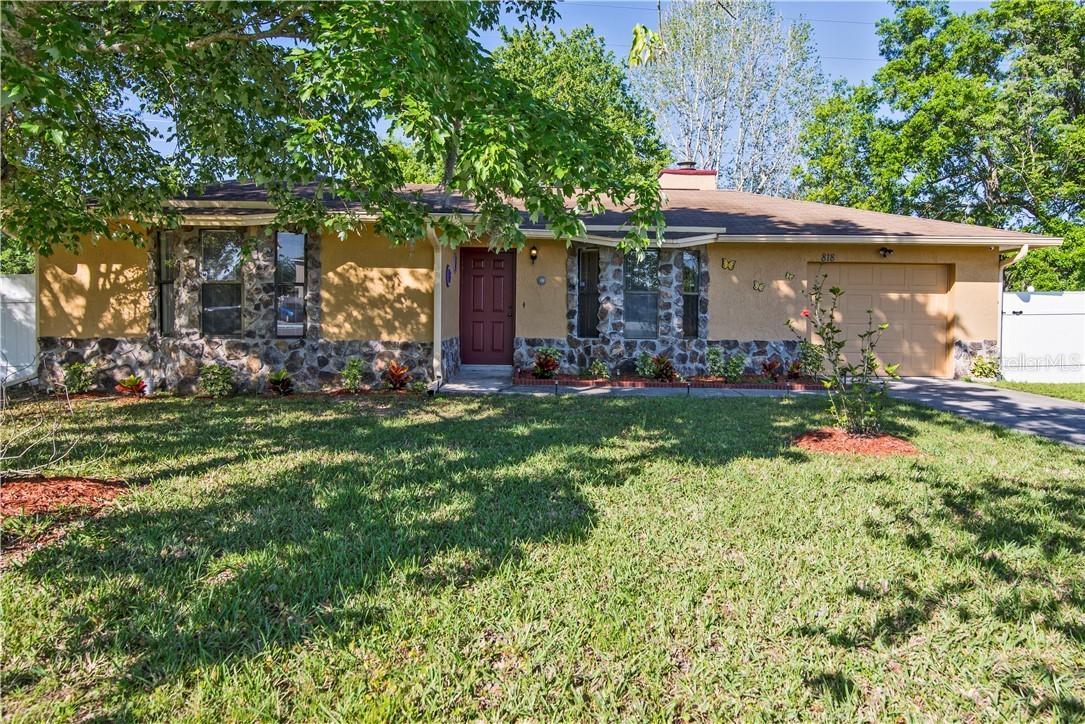 818 Cardinal Way, Kissimmee, FL 34759