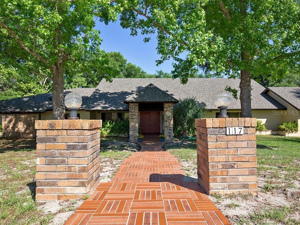 117 Orange Ridge Dr., Longwood, FL 32779