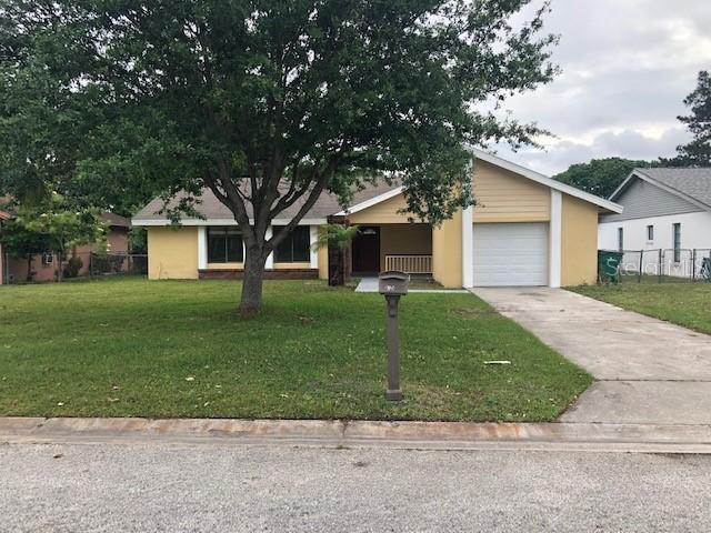 815 E Flag Ln., Kissimmee, FL 34759