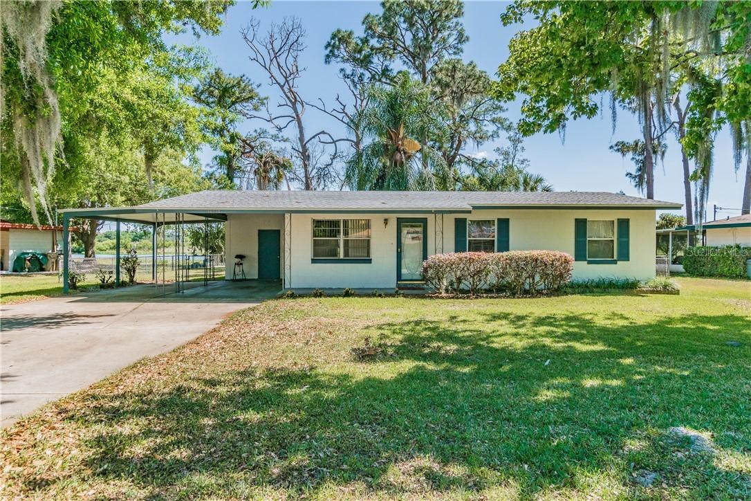 14338 Lake Junietta Dr., Tavares, FL 32778