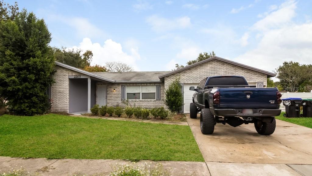 2203 Cherbourg Ct., Orlando, FL 32808
