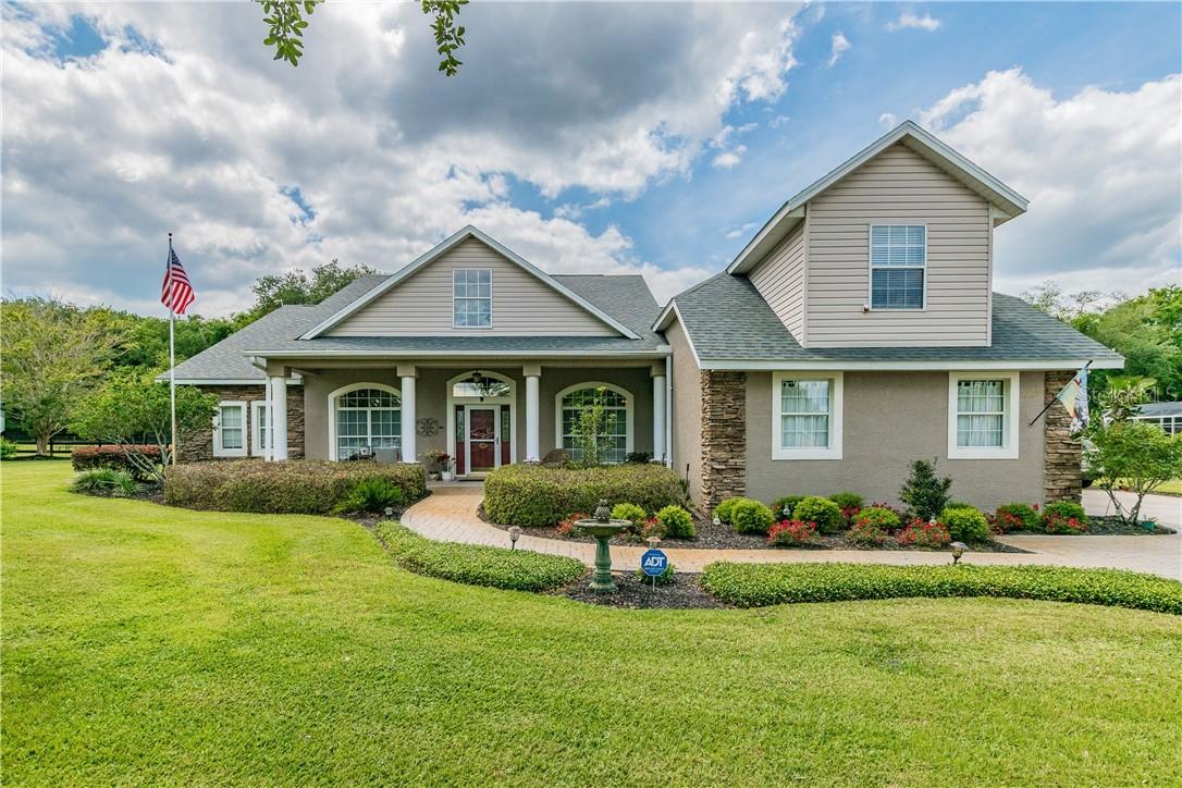 22827 Stallion Dr., Sorrento, FL 32776