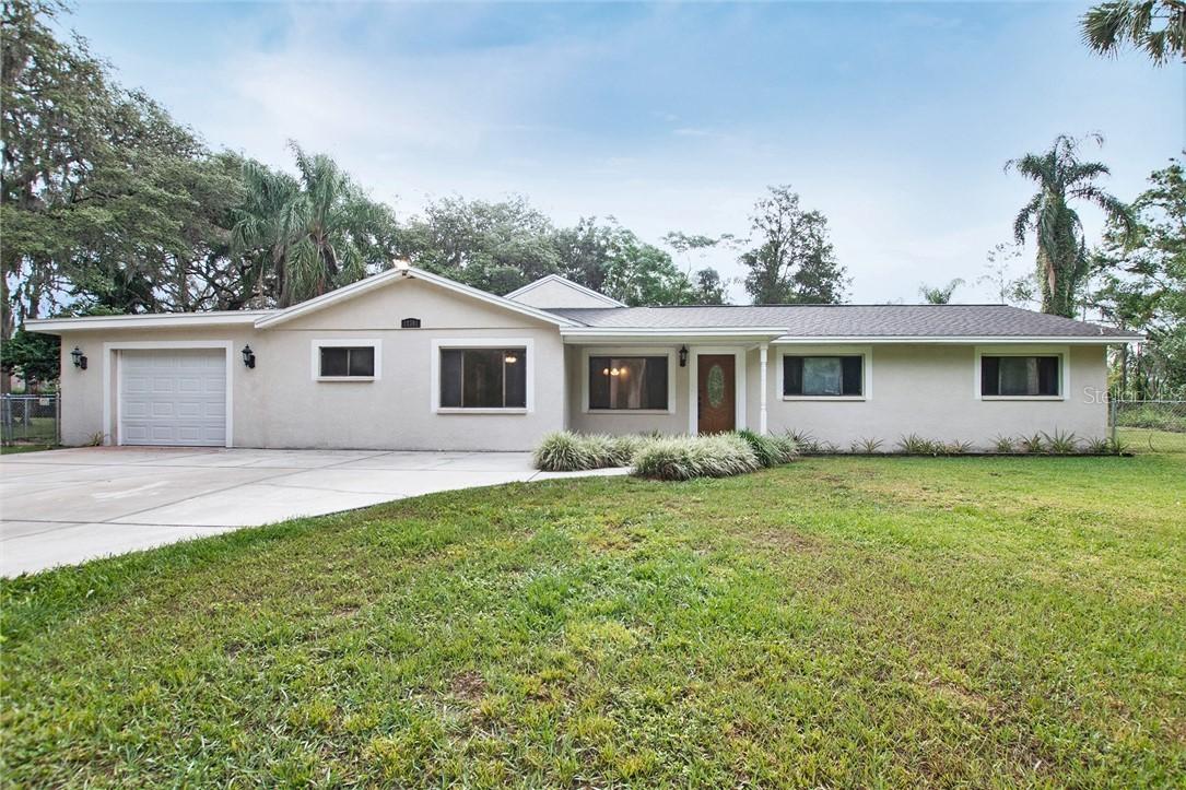18301 Nettles Rd., Lutz, FL 33549