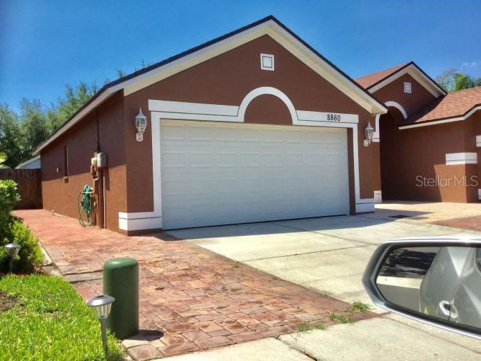 8860 Cypress Hammock Dr., Tampa, FL 33614
