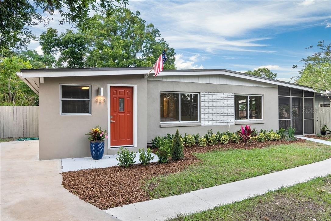 423 E Crystal Lake St., Orlando, FL 32806