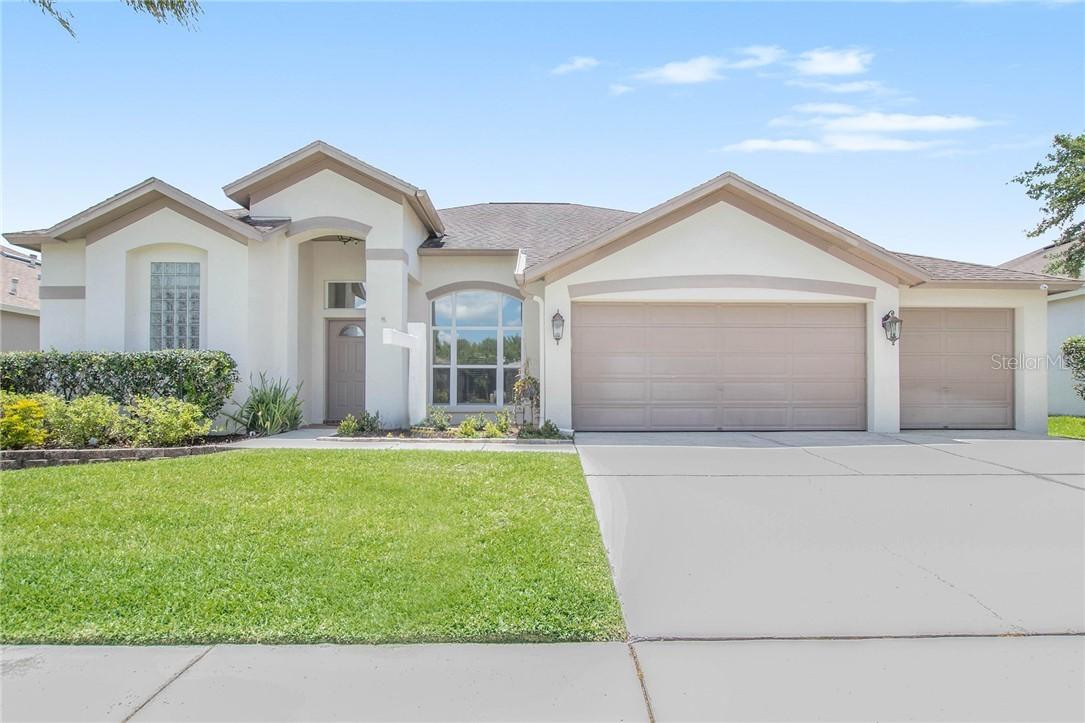 28640 Hanging Moss Loop, Wesley Chapel, FL 33543