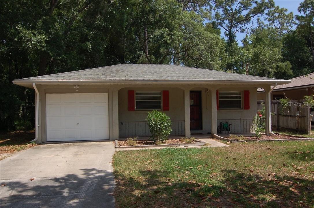 26307 Baird Ave., Sorrento, FL 32776