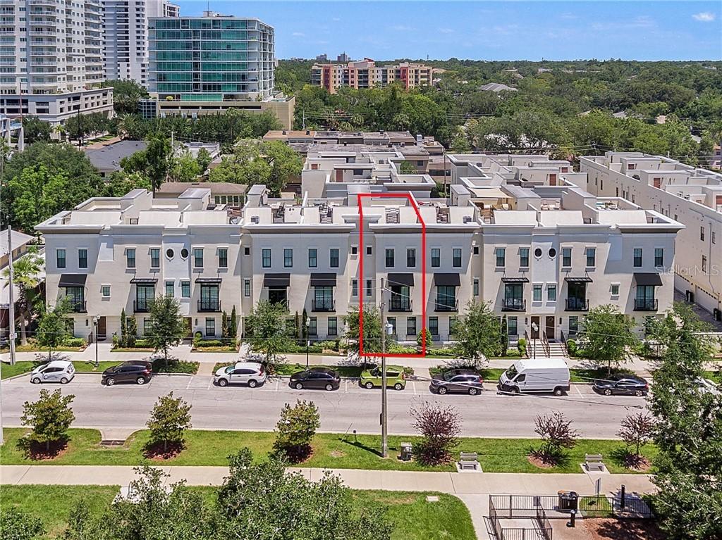 647 E Jackson St., Orlando, FL 32801