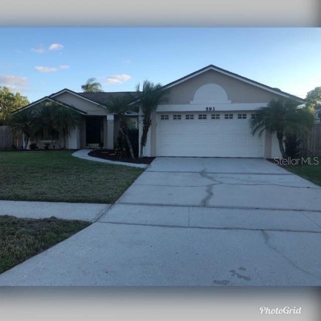 593 Lagoon Dr., Oviedo, FL 32765