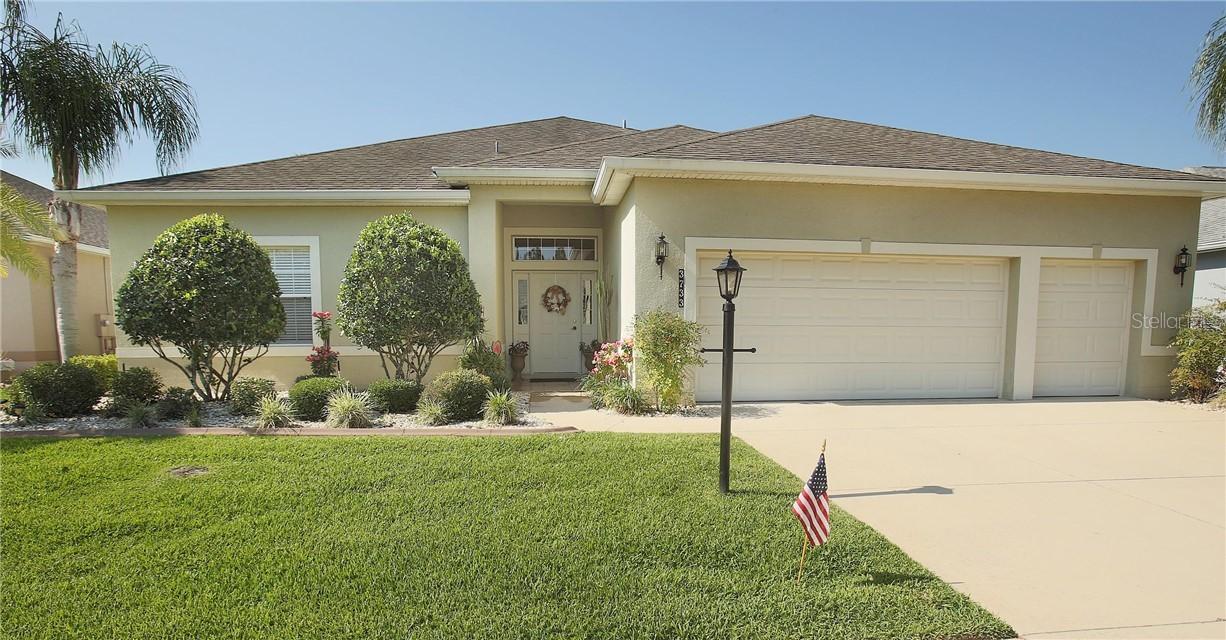 3733 Westover Cir., Leesburg, FL 34748