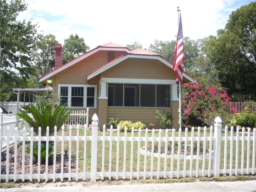 1317 E 2nd Ave., Mount Dora, FL 32757