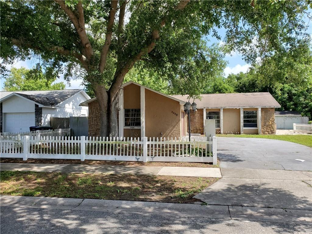3629 Glen Village Ct., Orlando, FL 32822