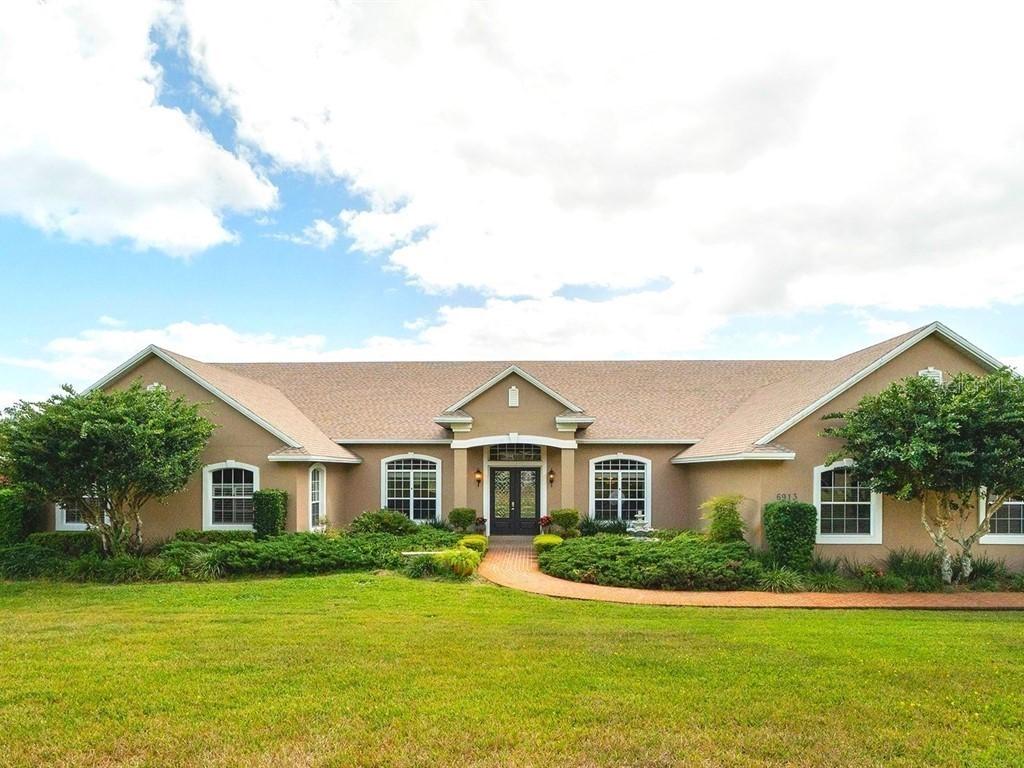 6913 Sunnyside Dr., Leesburg, FL 34748