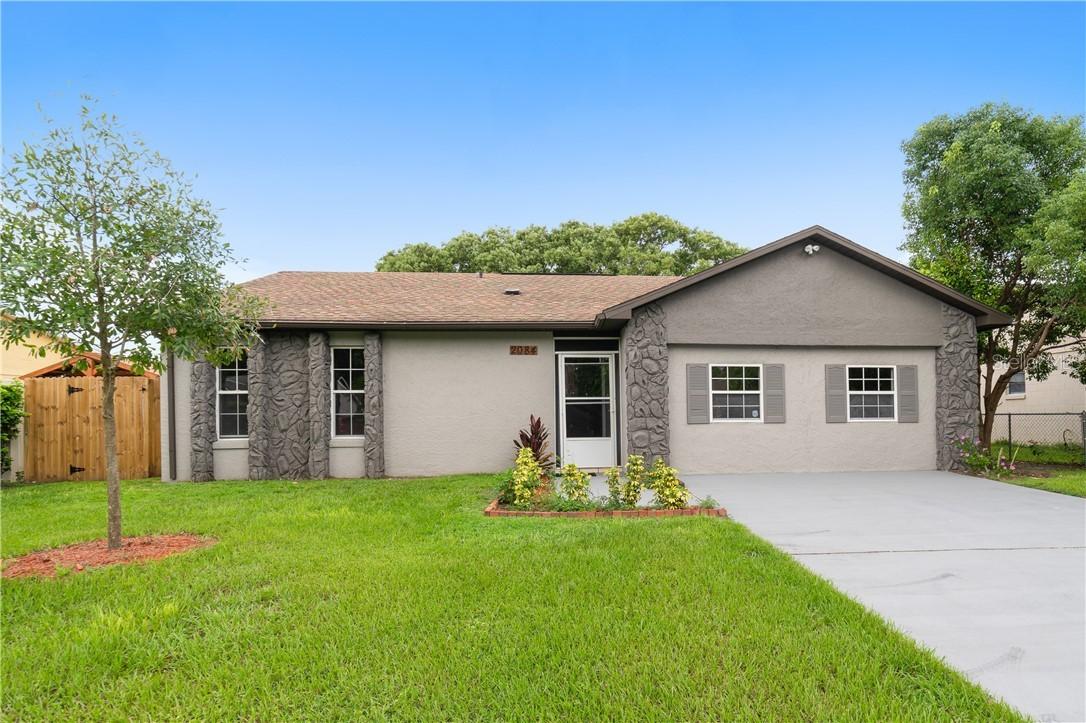 2084 Las Palmas Cir., Orlando, FL 32822
