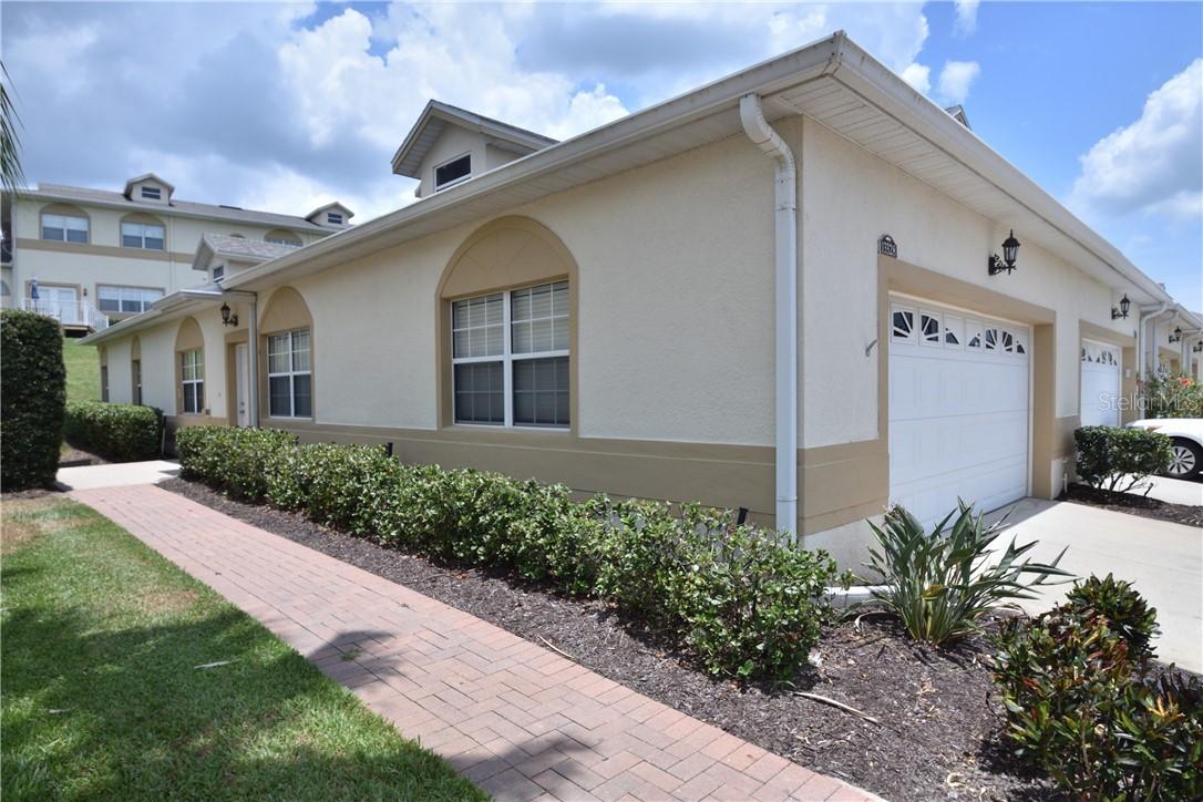 13328 Fountainbleau Dr., Clermont, FL 34711