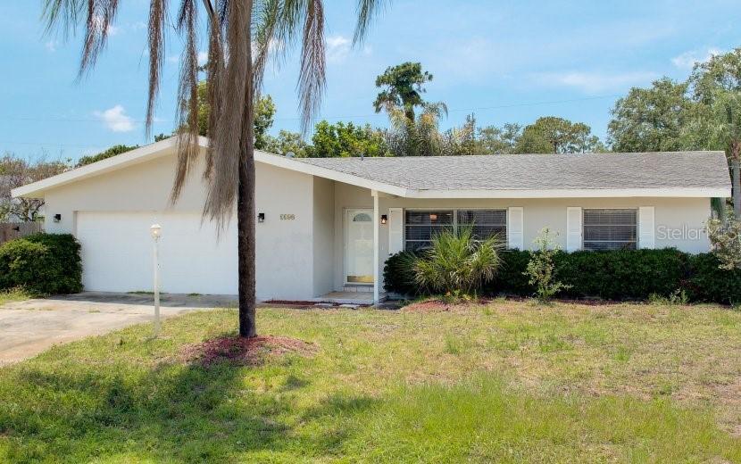 1160 Stephen Foster Dr., Largo, FL 33771