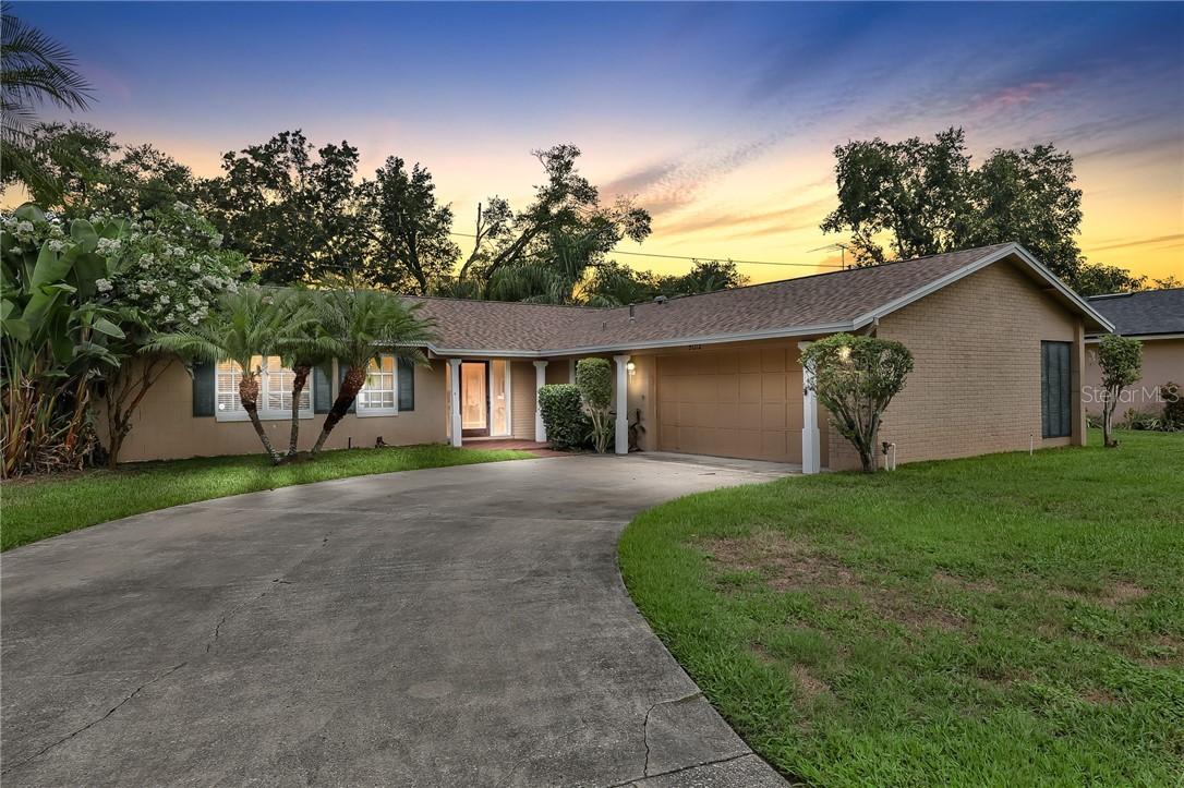 5012 The Oaks Cir., Orlando, FL 32809