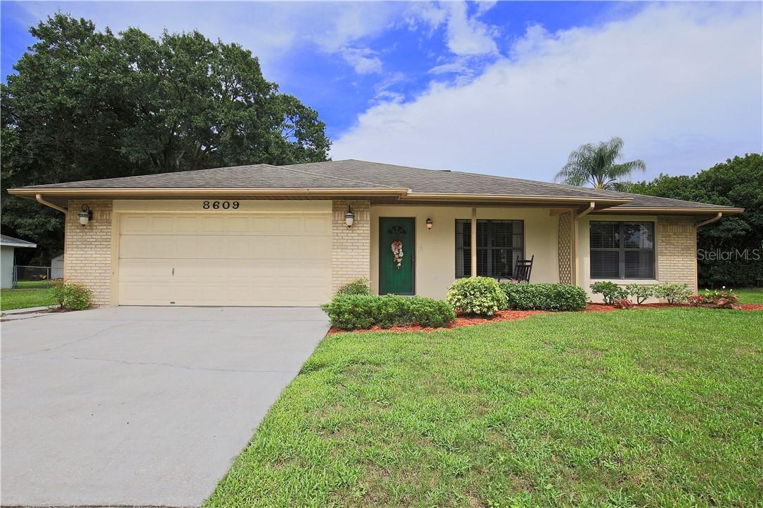 8609 Sunnydale Ln., Lakeland, FL 33809