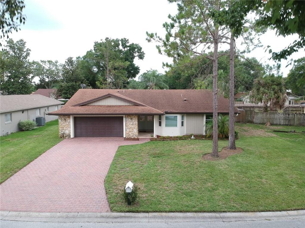 222 W Cottesmore Cir., Longwood, FL 32779