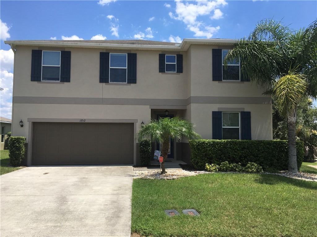 1752 Dunedin Dr., Tavares, FL 32778