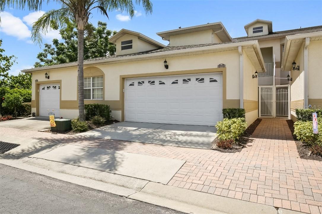 13203 Fountainbleau Dr., Clermont, FL 34711