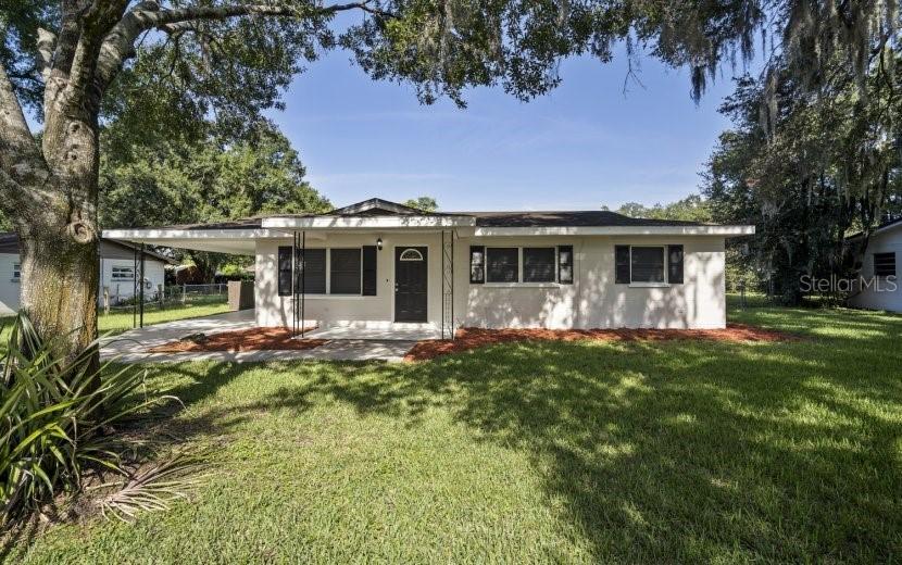 1212 Long St., Lakeland, FL 33801