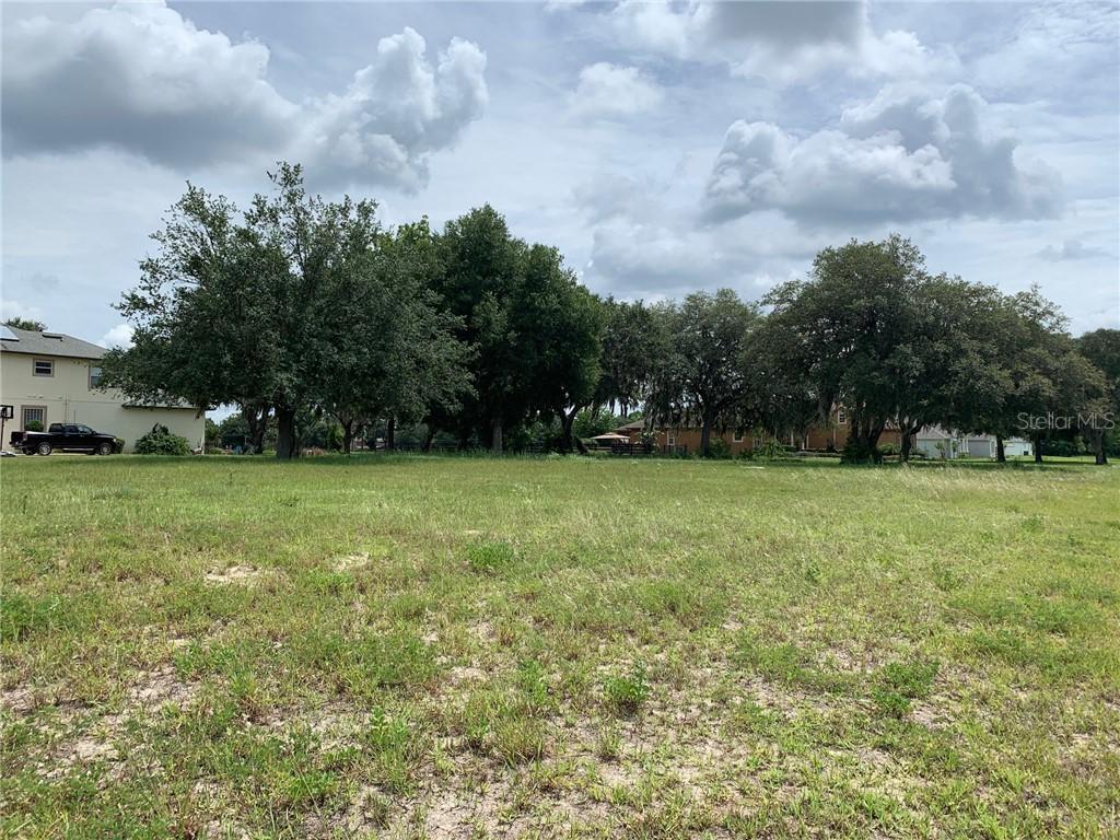 4609 Claire Rose Ct., Mount Dora, FL 32757