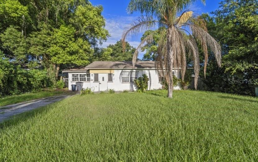 525 Monticello Ave., Lakeland, FL 33801