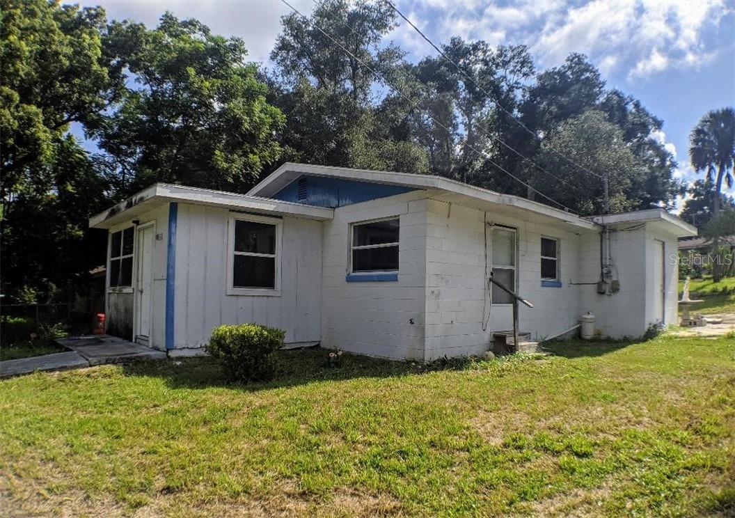 5123 Penvan Ave., De Leon Springs, FL 32130