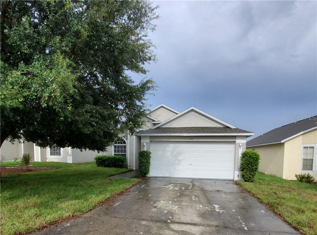 746 Rollins Dr., Davenport, FL 33837