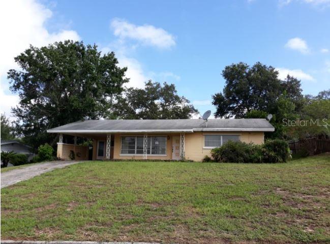 715 Hillside Ave., Lake Wales, FL 33853